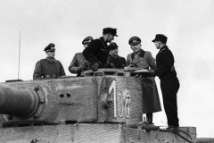 Heinz_Guderian_Tiger_100