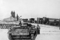 Panzer_VI_Tiger_and_StuG_III_1944_Eastern_Front