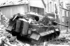 PzKpfw_VI_Tiger_64