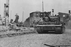 Tiger_502_1944_latvia