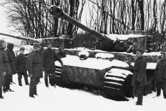 Tiger_Captured_Leibstandarte__by_Russians