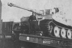 Tiger_I_number_800_rail_transport_1943