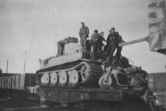 Tiger_I_rail_transport