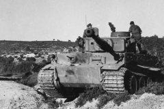 Tiger_Schwere_Abteilung_501_in_Tunisia_DAK_Afrika_korps