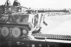 Tiger_tank_213_of_the_schwere_panzer_abteilung.503_France_1944