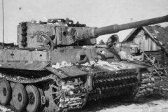 Tiger_tank_number_121