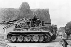 Tiger_tank_number_131