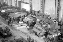 assembly_line_at_Henschel_10
