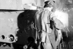 assembly_line_at_Henschel_4